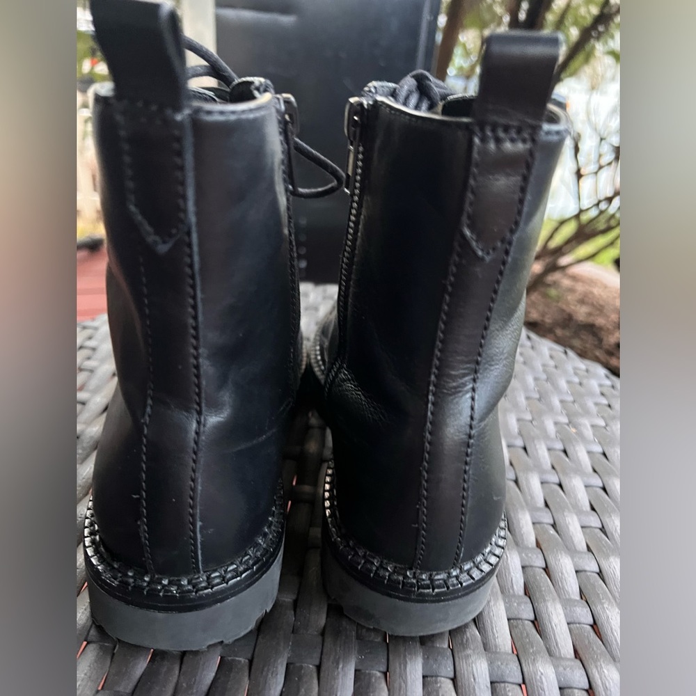 VINCE WOMENS BLACK LEATHER BOOTS  WITH ZIPPER SIZE 7.5 - Picture 5 of 16
